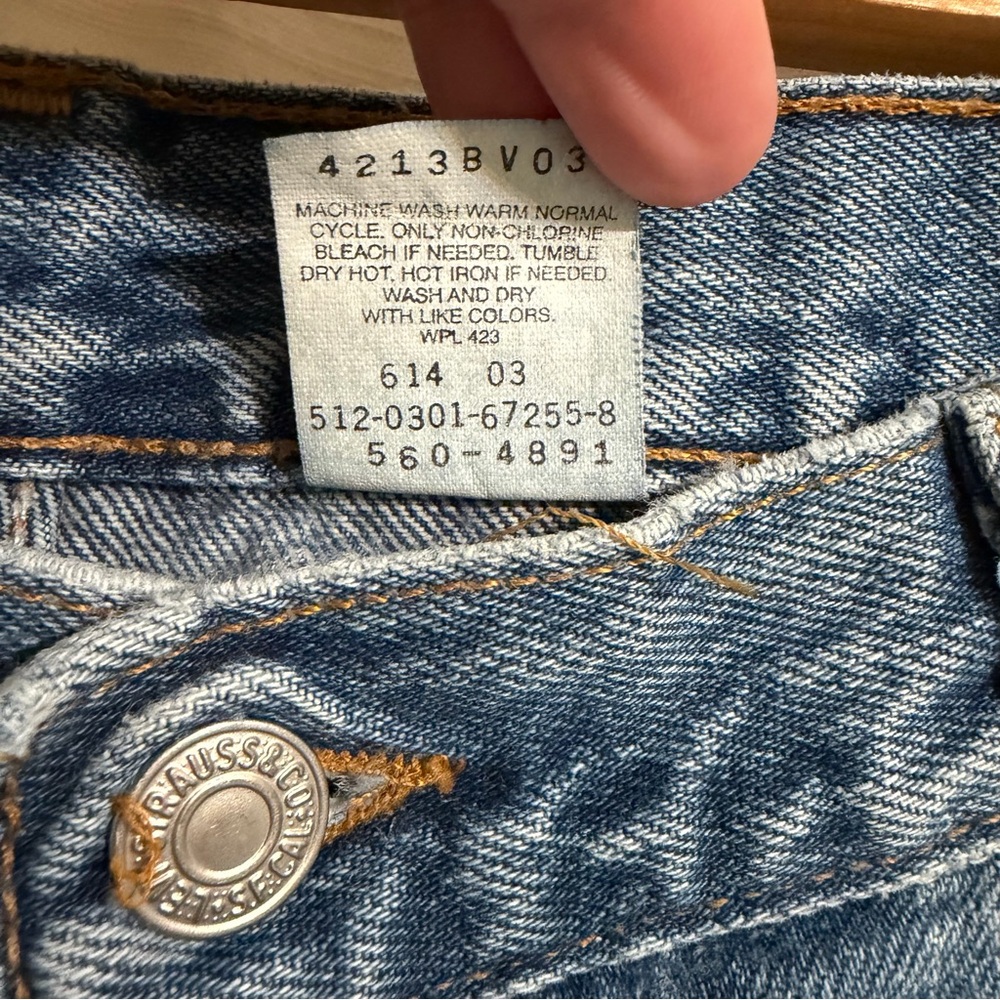 Levi's Y2k 560 Loose Fit Tapered Leg Jeans 34x32 Light Wash  2003 Baggy Denim - Picture 7 of 10